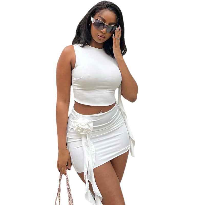 European Style Fitted Solid Color Fashion Set Handmade Embroidered Flower Round Neck Solid Color Crop Top and Mini Skirt Two-Piece Set
