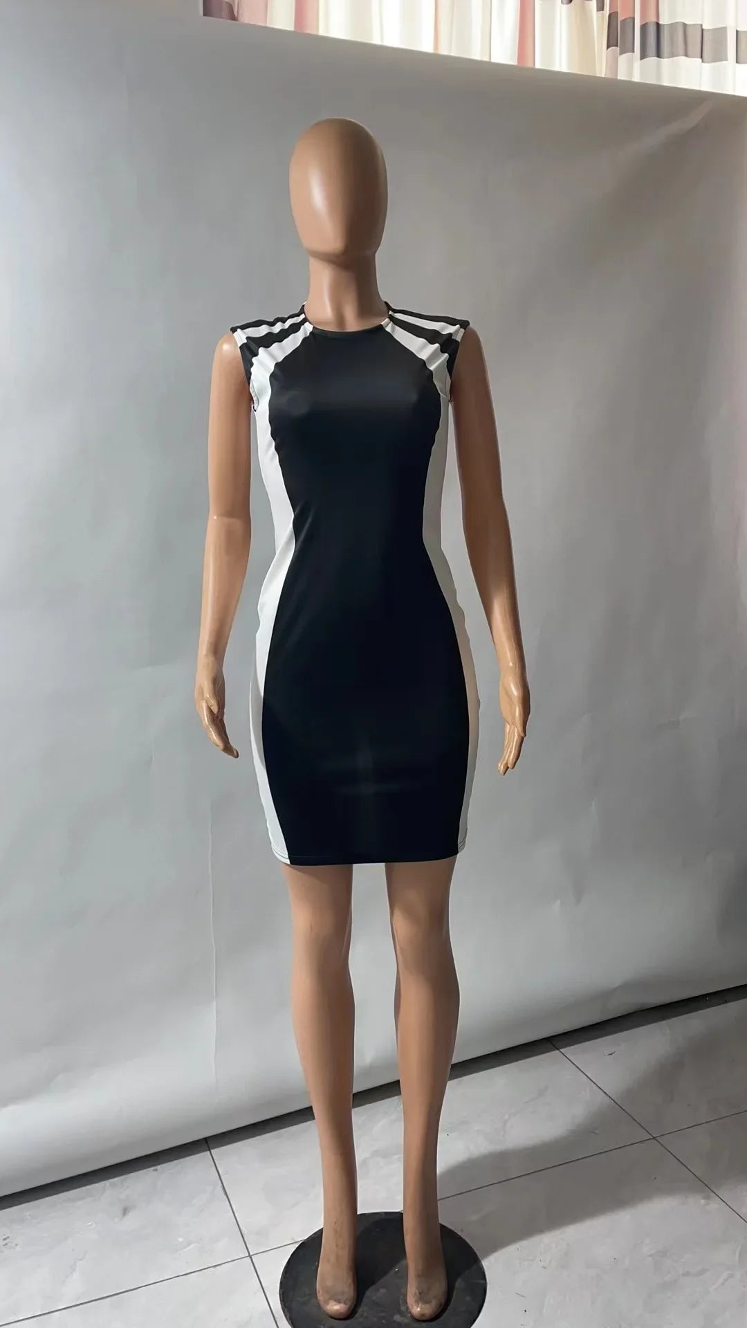 Colorblock Sleeveless Mini Dress