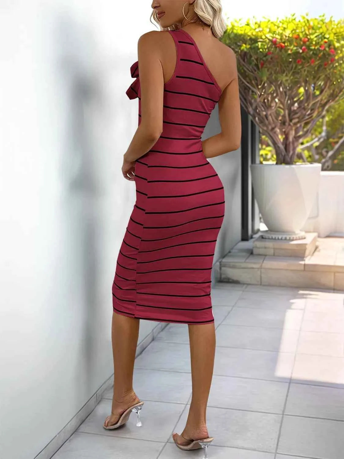 Flower Striped Single Shoulder Dress
